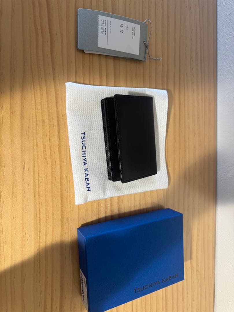 土屋鞄　名刺入れ　ヌメ　ブラック