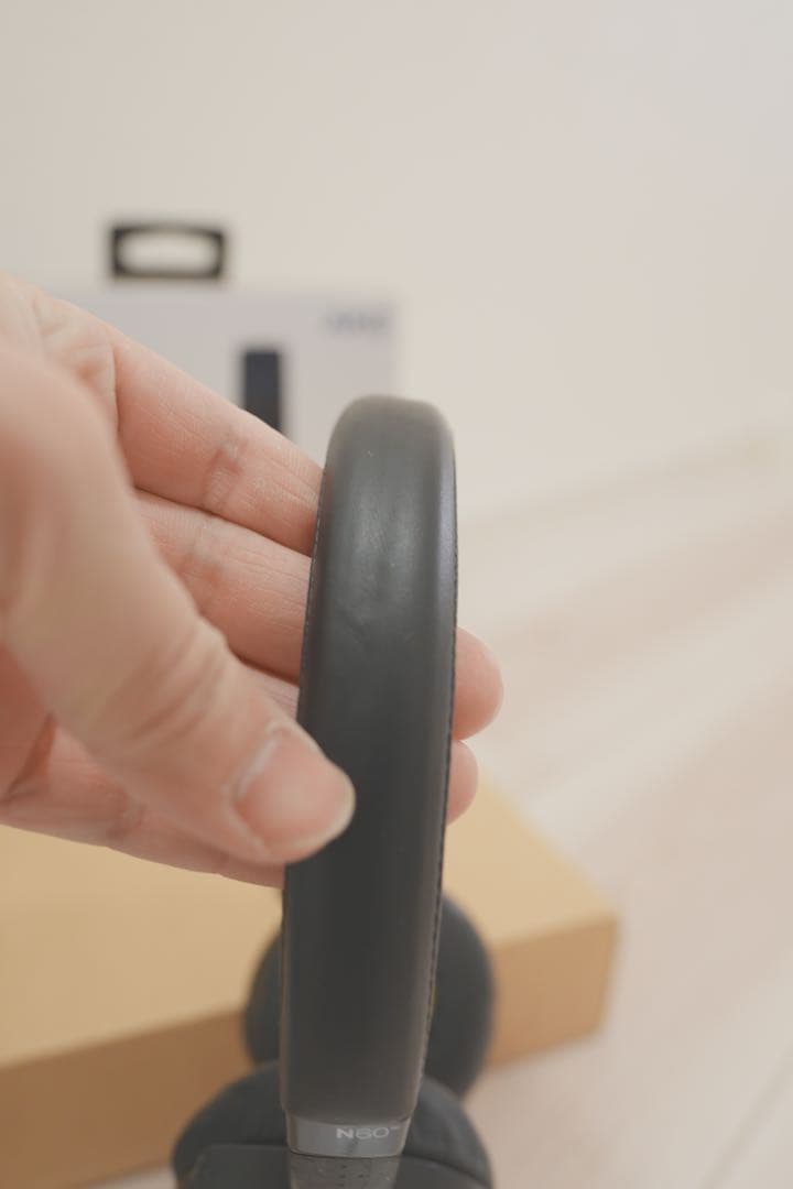 AKG N60 ノイズキャンセリングヘッドフォン ブラック