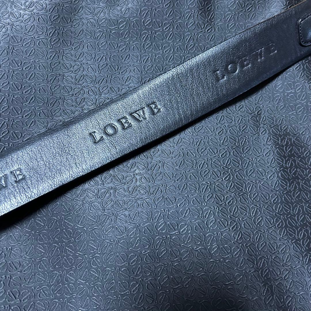 レイくんLOEWE ロエベ リピートアナグラム ショルダーバッグ ブラック