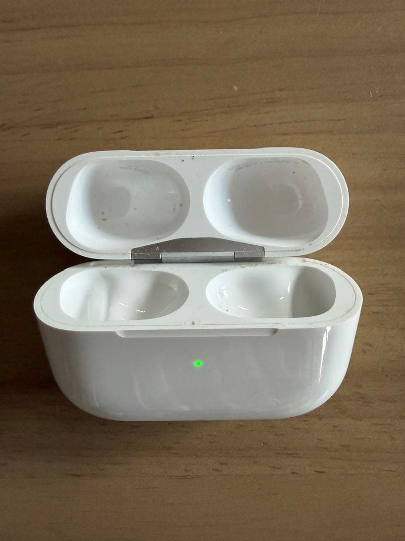 k*a様 AirPods Pro 2 本体 ホワイト