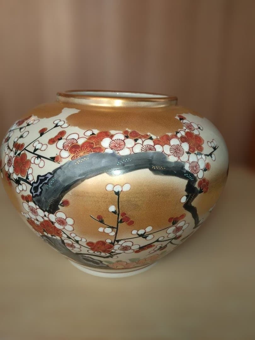 金色装飾 梅花 花瓶