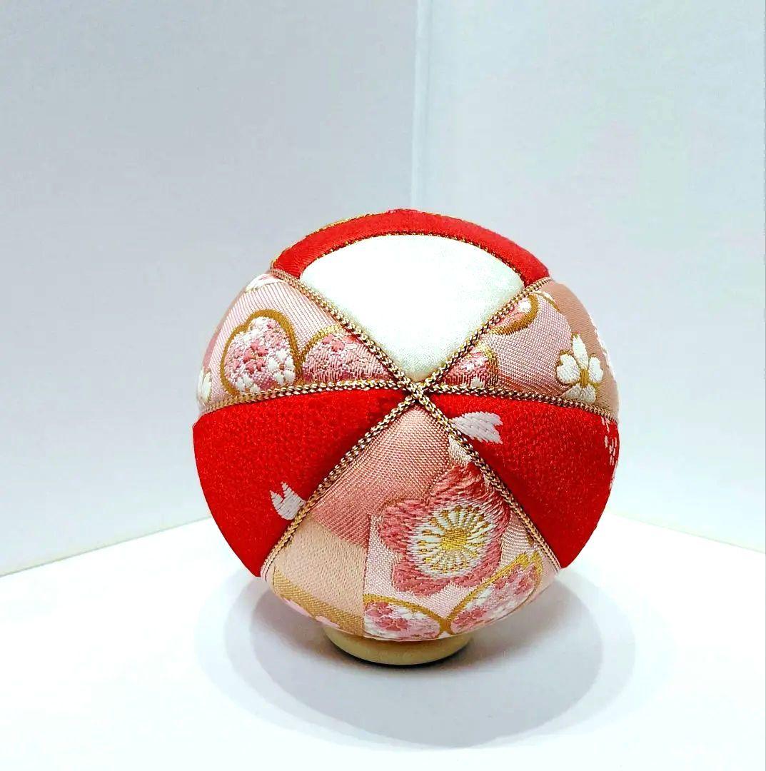手鞠と蝶々の刺繍　和飾り