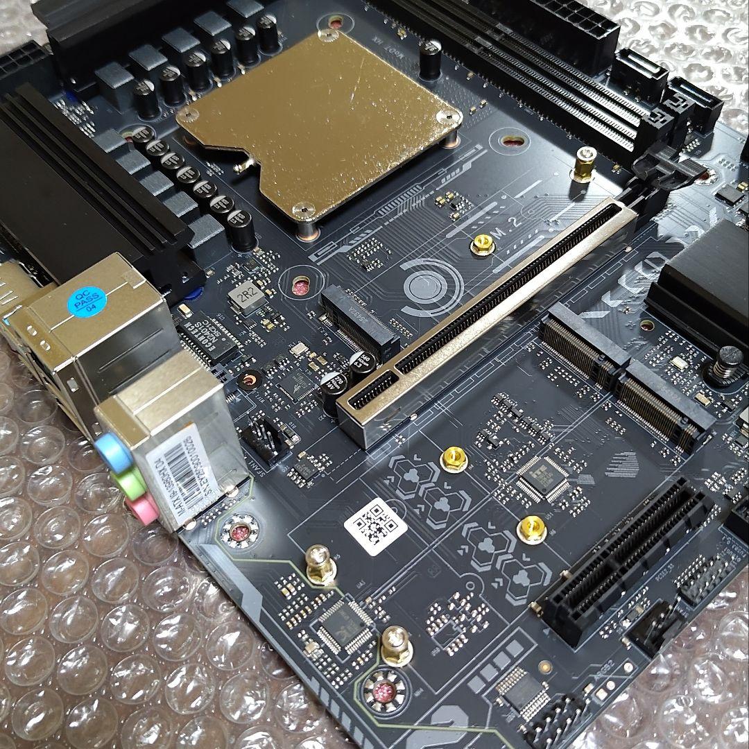 マザーボード ERYING MoDT i9-13980HX MicroATX DDR4