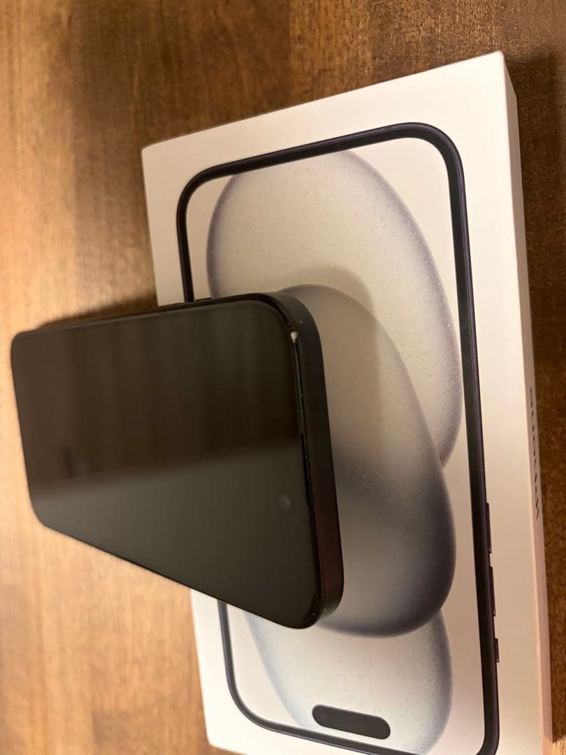 Apple iPhone 15 ブラック 本体 箱付き