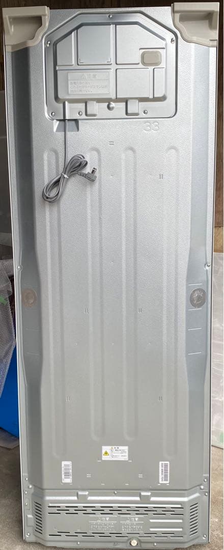 東芝　ノンフロン冷凍冷蔵庫　GR-U33SC (WU) 2023年製　326L