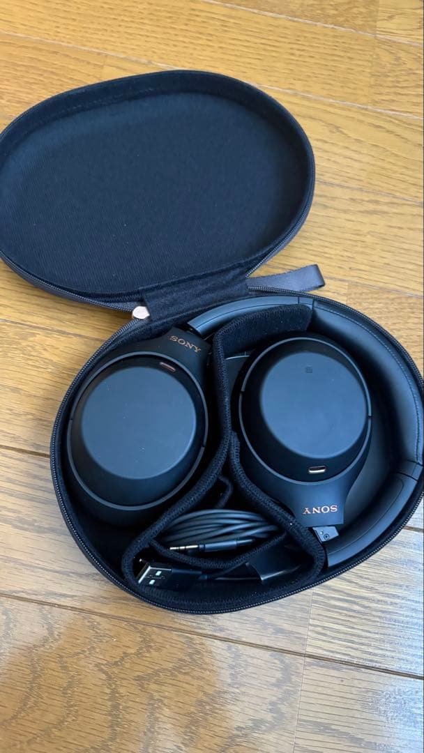 SONY WH-1000XM4 黒 美品 2021年購入 箱付き