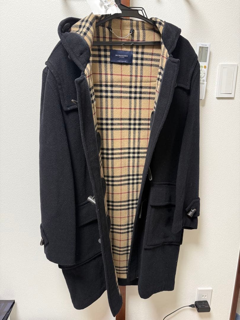 【英国製】BURBERRY 黒 ダッフルコート フード付き