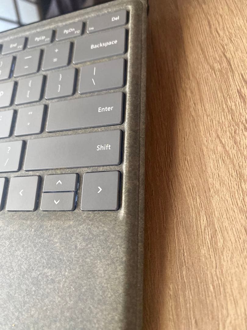 Microsoft Surface Pro 本体 充電器付き