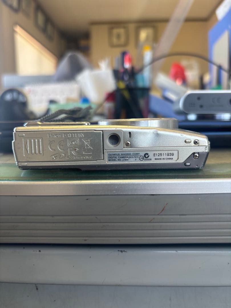 CASIO EXILIM シルバー デジタルカメラジャンク品