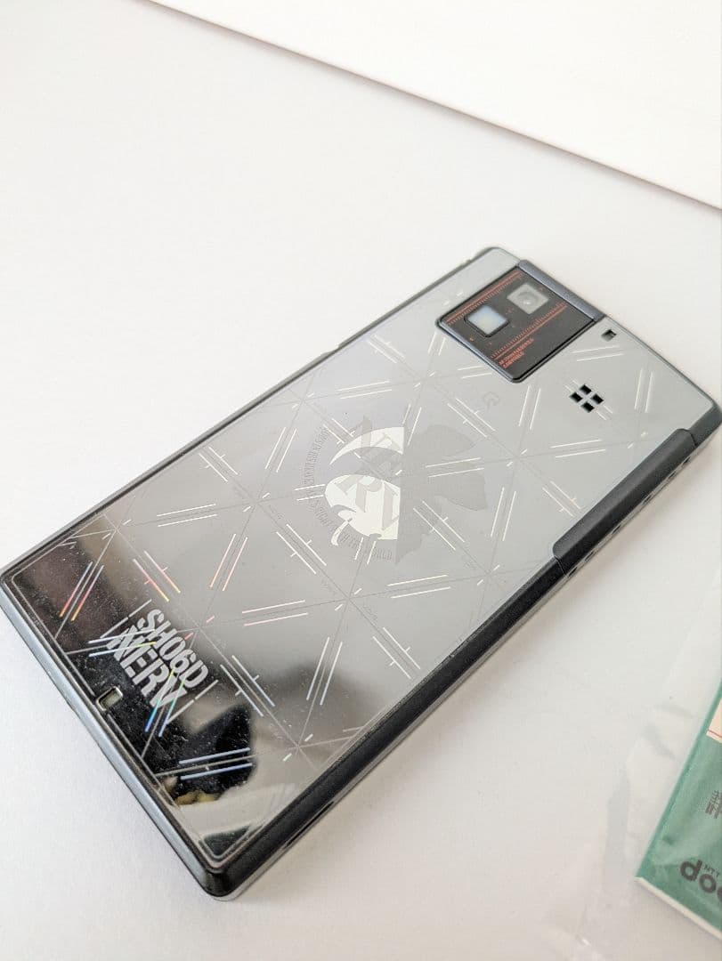 レアスマホ　エヴァンゲリオンコラボSH06D　NERV