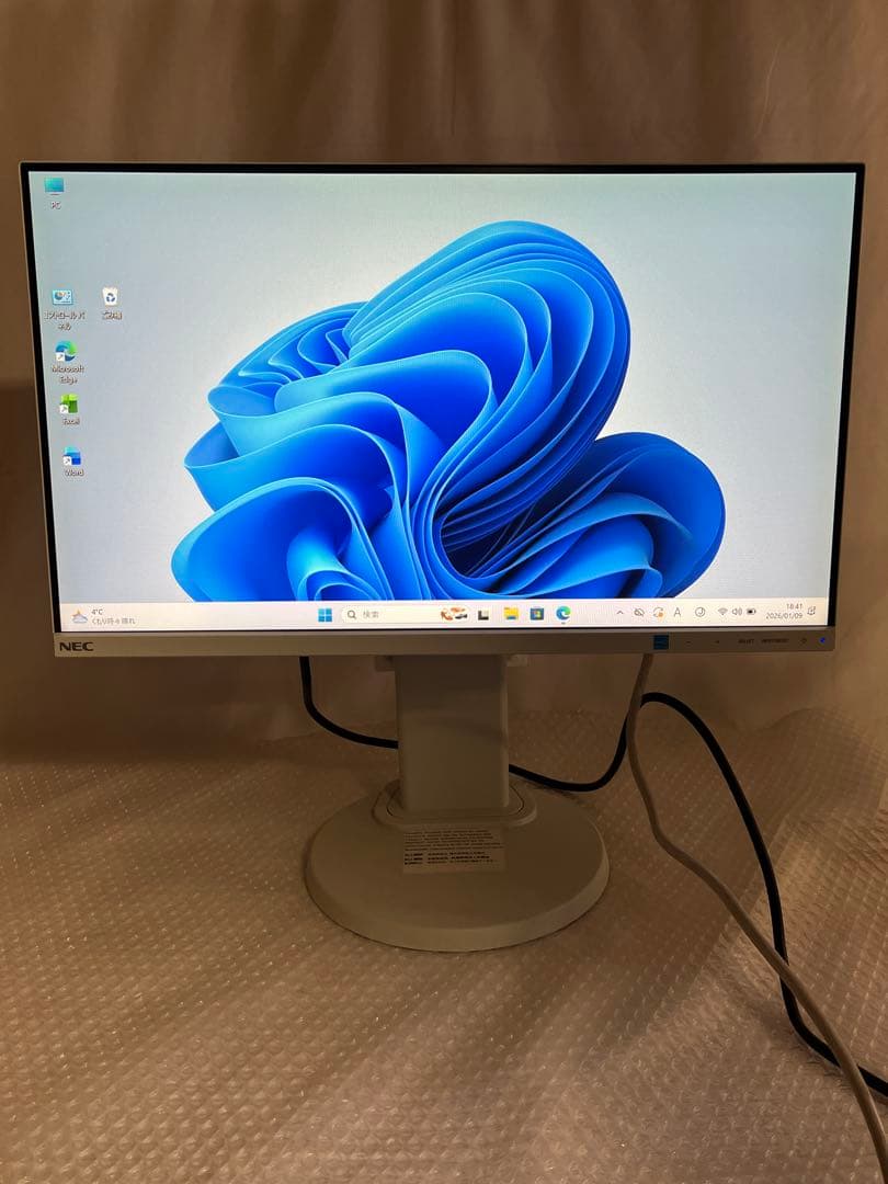 NEC E221N-C 21.5インチモニター　内蔵スピーカー有り