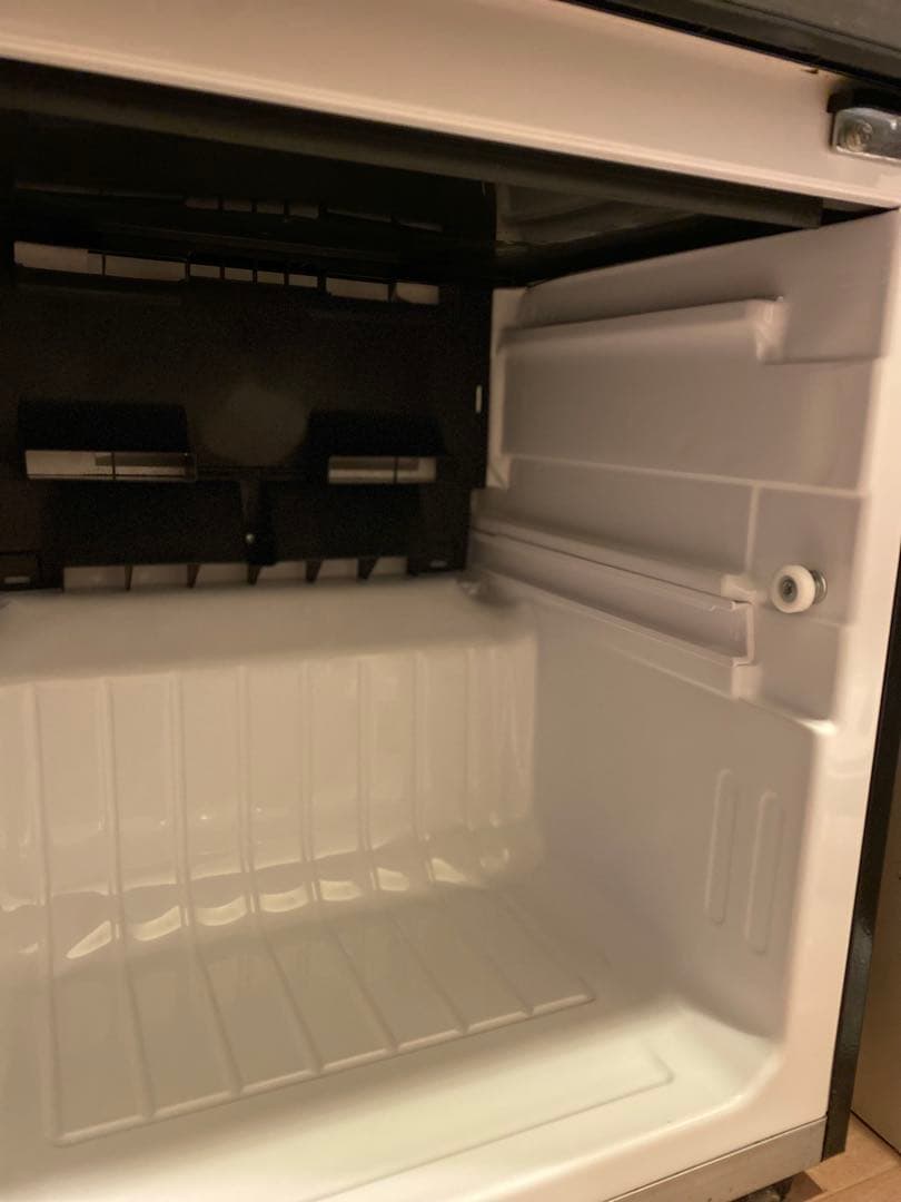 SHARP冷蔵庫 SJ-GD14E-B 137L(プラズマクラスター搭載/美品)