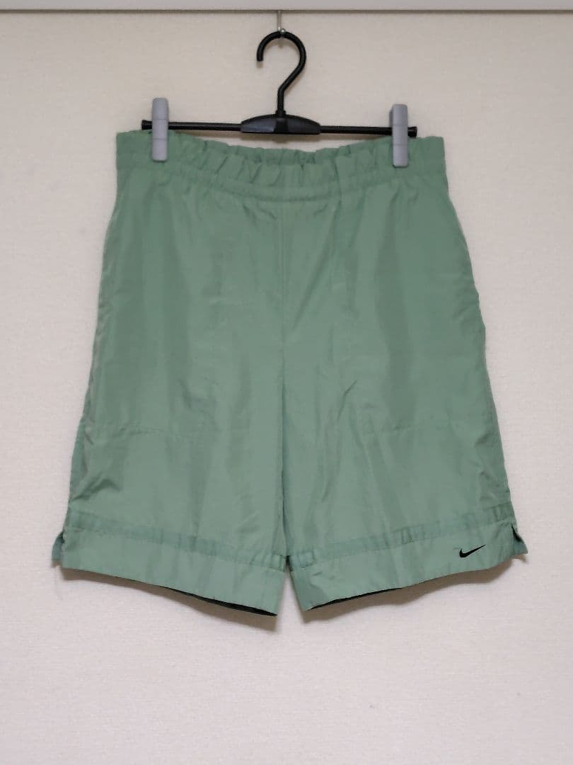ナイキ　テニスウェア　ハーフパンツ　Ｓ　アガシ着用モデル　レアカラー