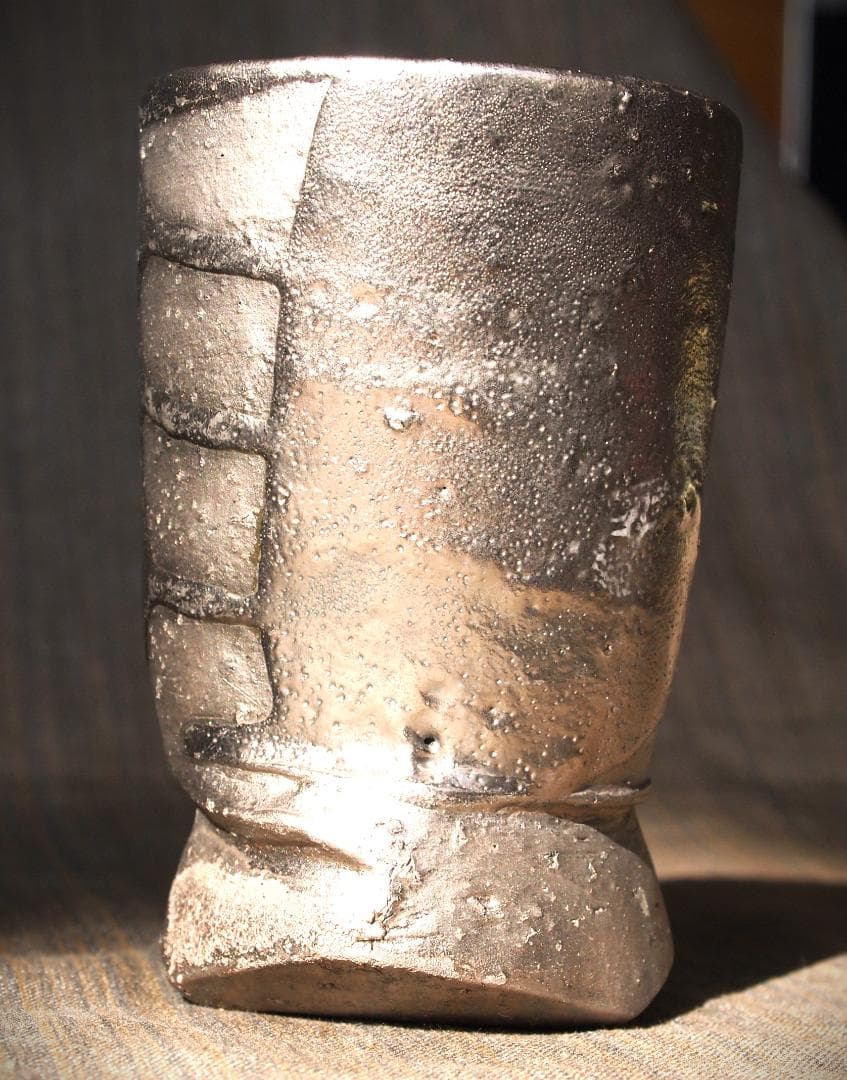 人気作家★隠崎隆一【師：人間国宝　伊勢崎淳】★銀彩麦酒器