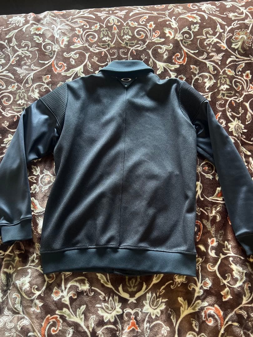 極美品 オークリー スカル ゴルフブルゾン ブラックXL