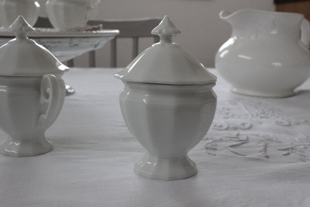 お花のクリームポット【ポ・ア・クレム】ポーセレン白磁器 /フランスアンティーク