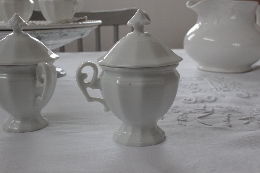 お花のクリームポット【ポ・ア・クレム】ポーセレン白磁器 /フランスアンティーク