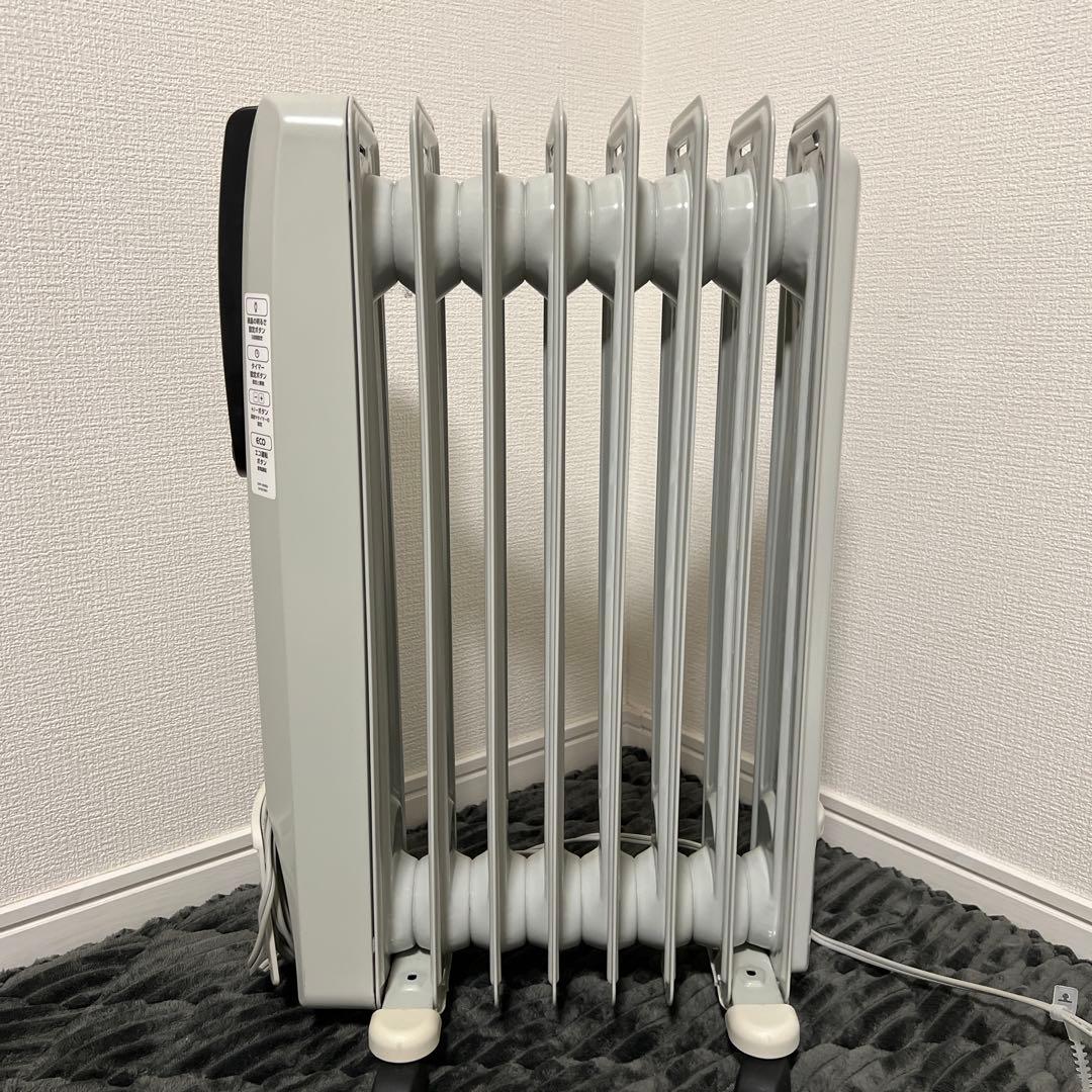 【美品】デロンギ オイルヒーター KHD410812-BK