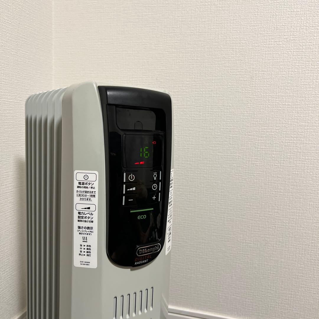 【美品】デロンギ オイルヒーター KHD410812-BK