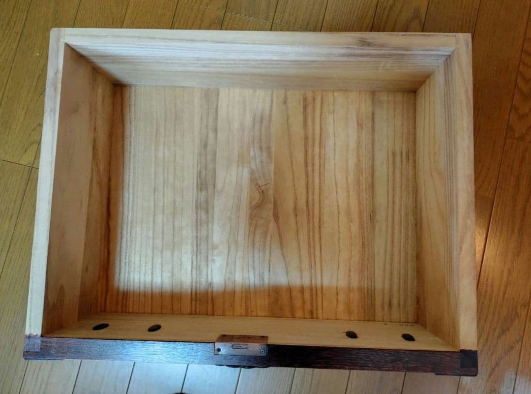 岩谷堂タンス 岩谷堂車箪笥 車箪笥 民芸家具 鍵2本付き