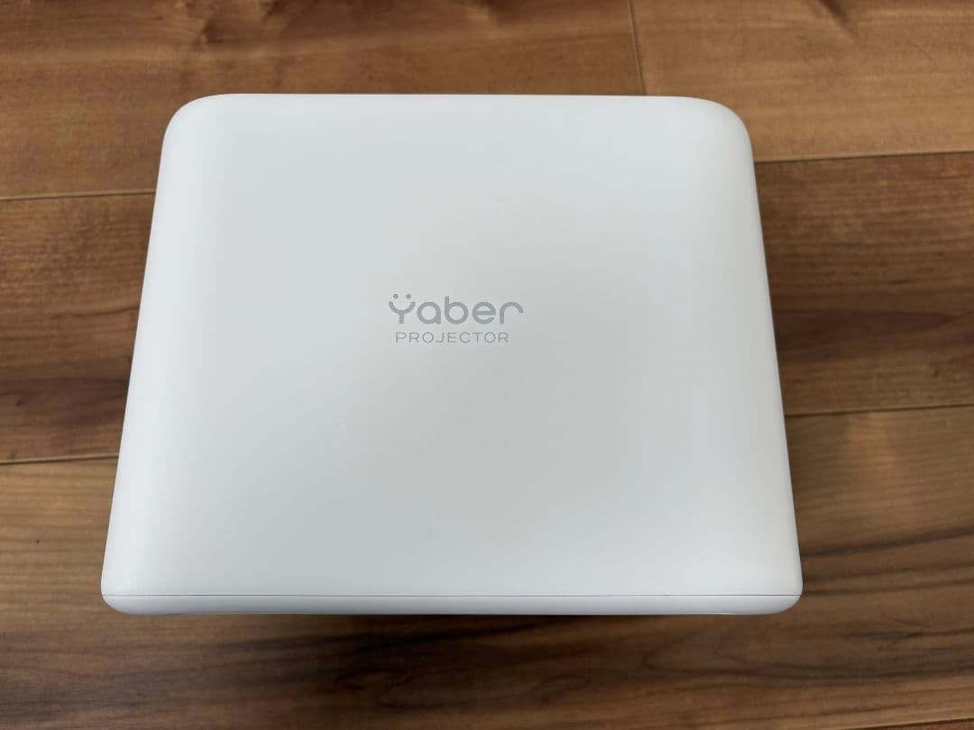 Yaber Projector L2S 本体