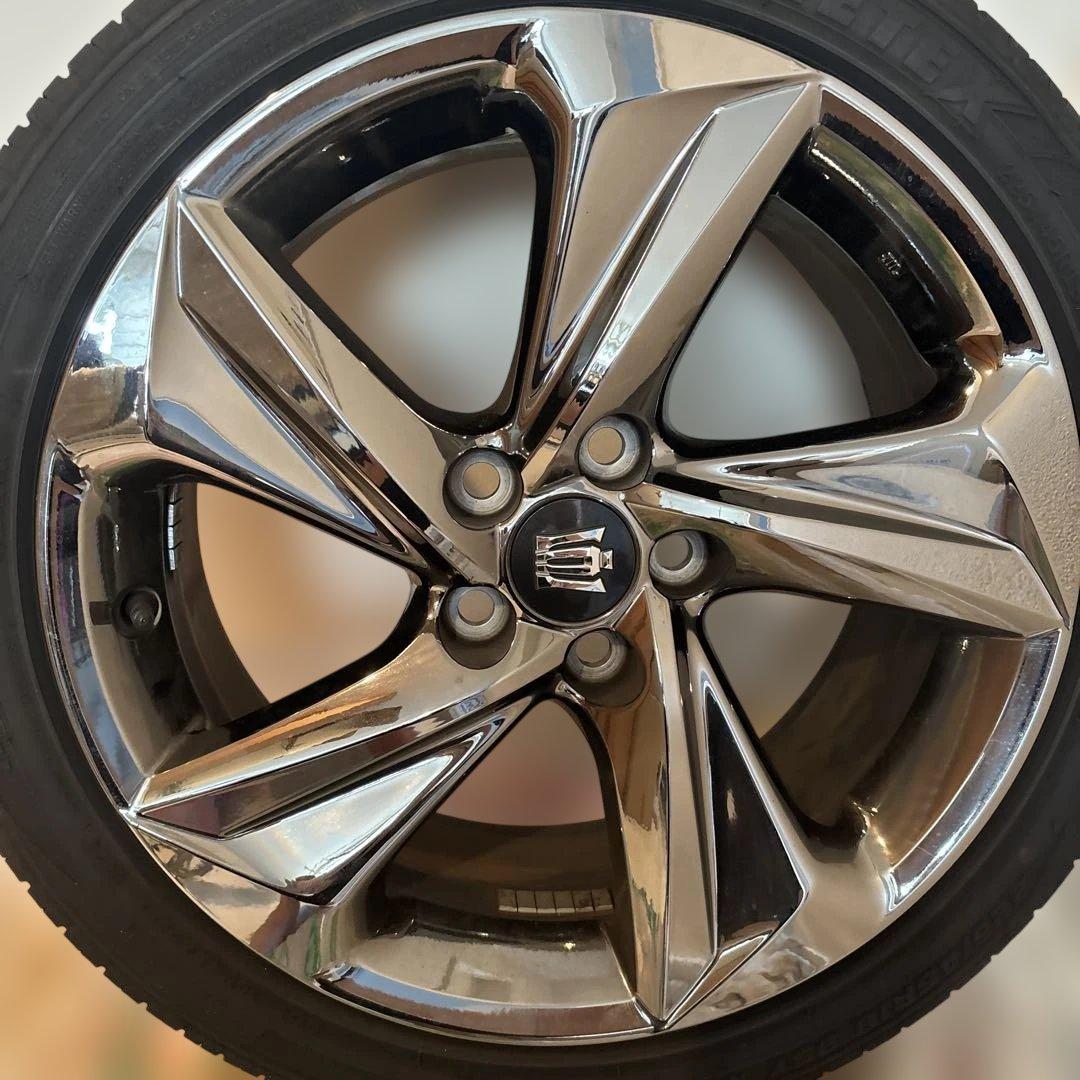 1本トヨタ220系クラウン18インチ純正ホイール タイヤ付き