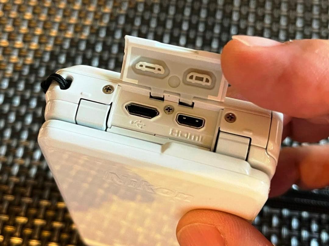 NIKON ニコン COOLPIX S6900 ホワイト 動作確認済み