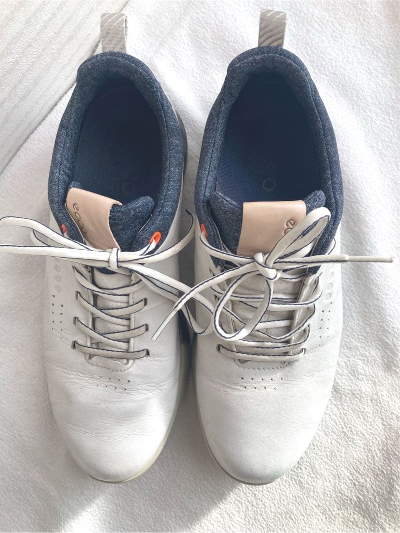 ecco ゴアテックス　ゴルフシューズ　ホワイト　サイズ25.5