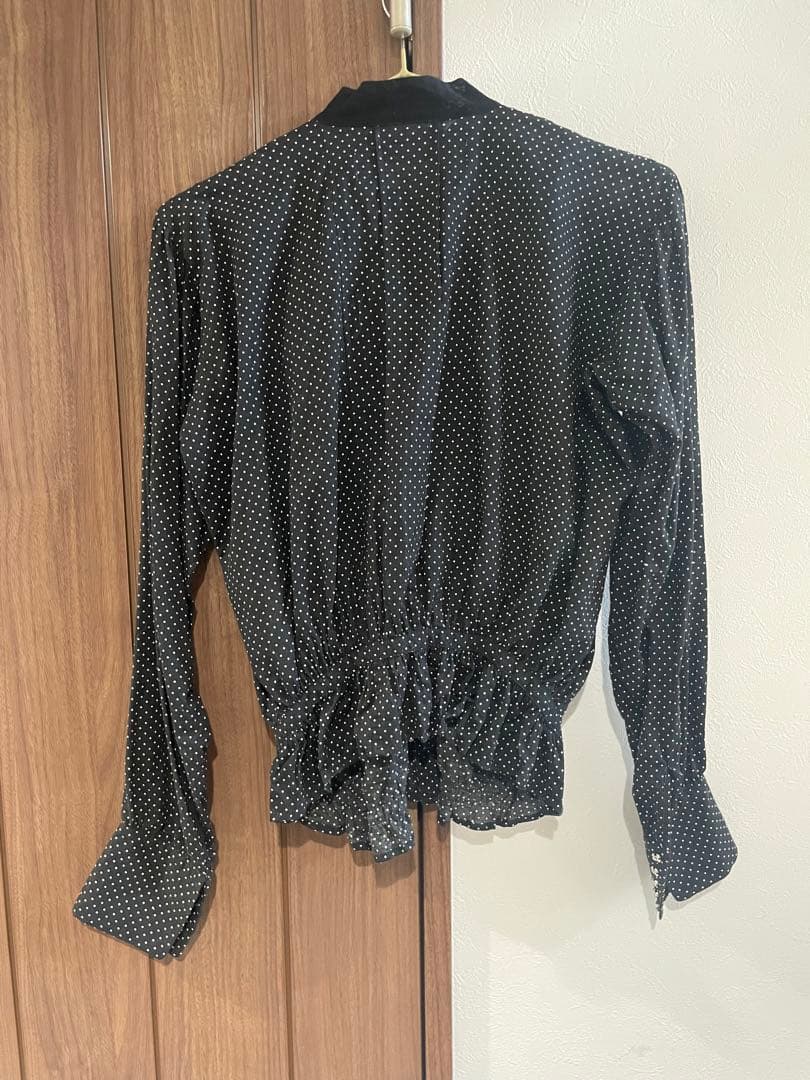 tao COMME des GARÇONS水玉模様 フリル付きブラウス