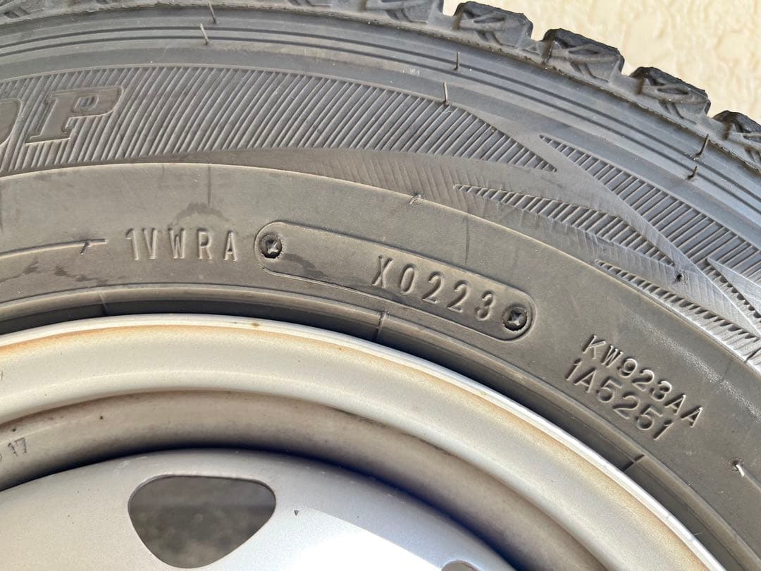 DUNLOP ウィンターマックス 12インチの冬用タイヤセット