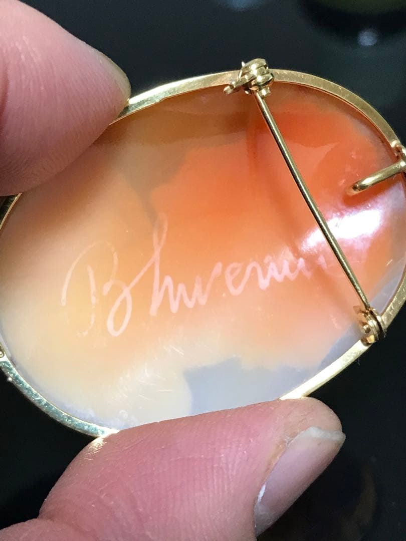 人気商品、激レアなk18作家のカメオ、ブローチ、トップ