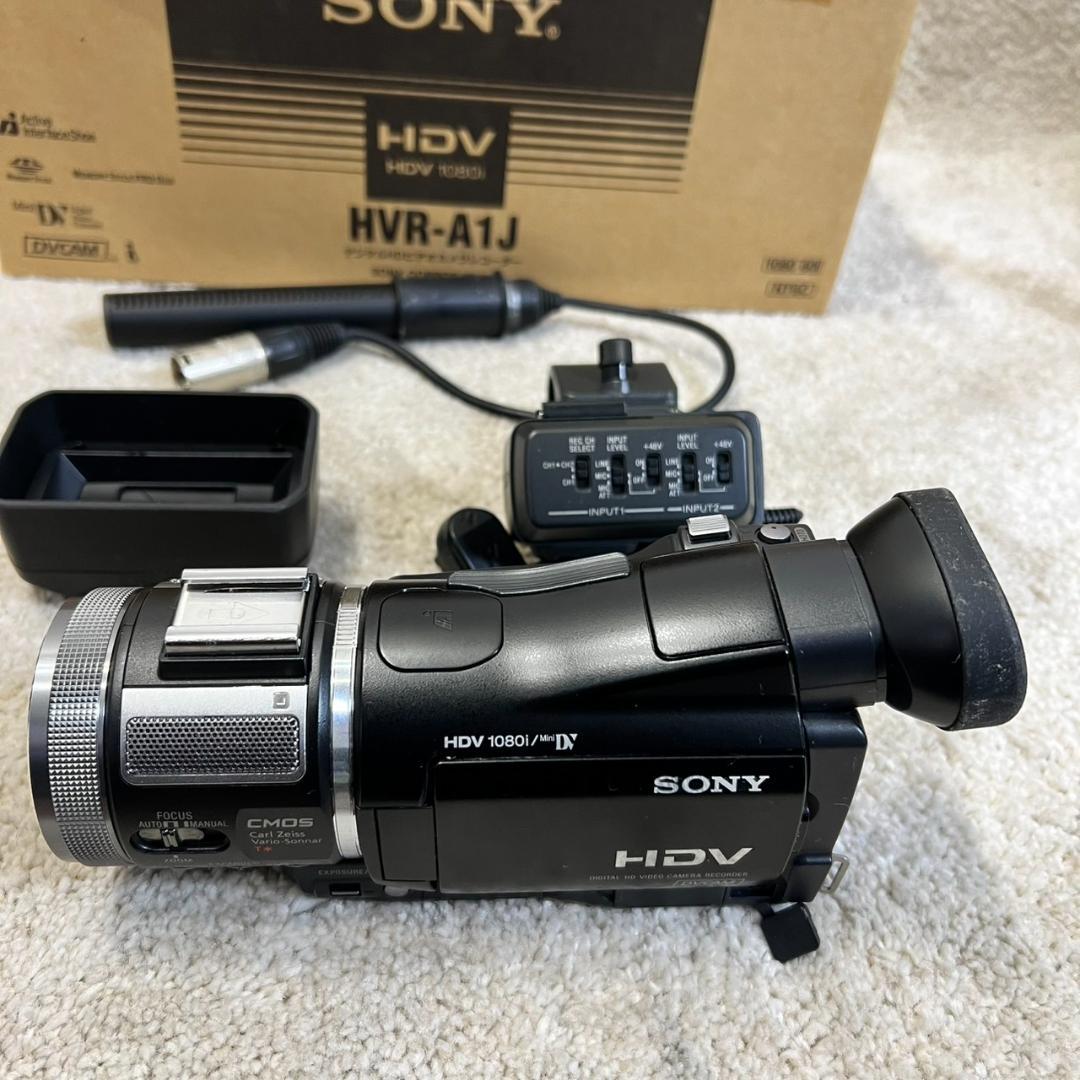 SONY HVR-A1J 業務用ビデオカメラ★XLRマイク・箱付★バッテリー無