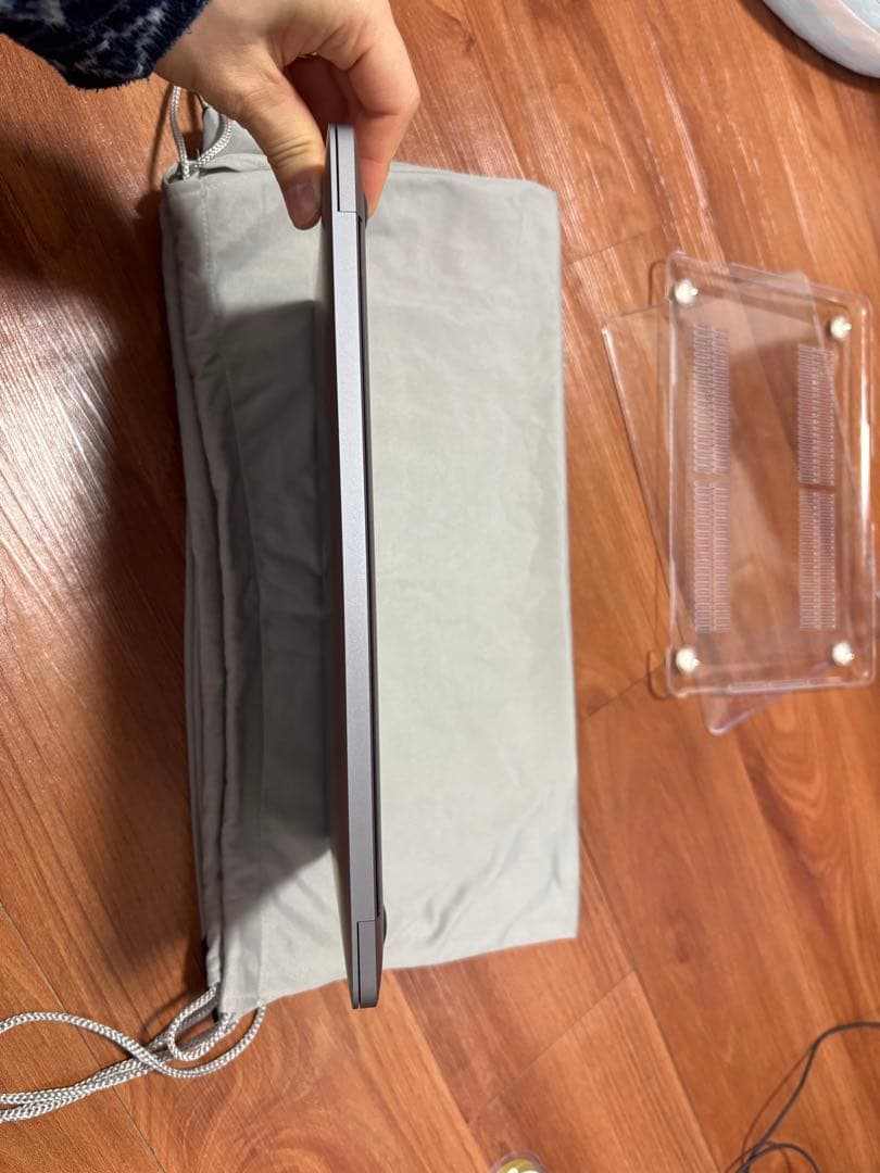 MacBook Pro スペースグレイ　2022年モデル