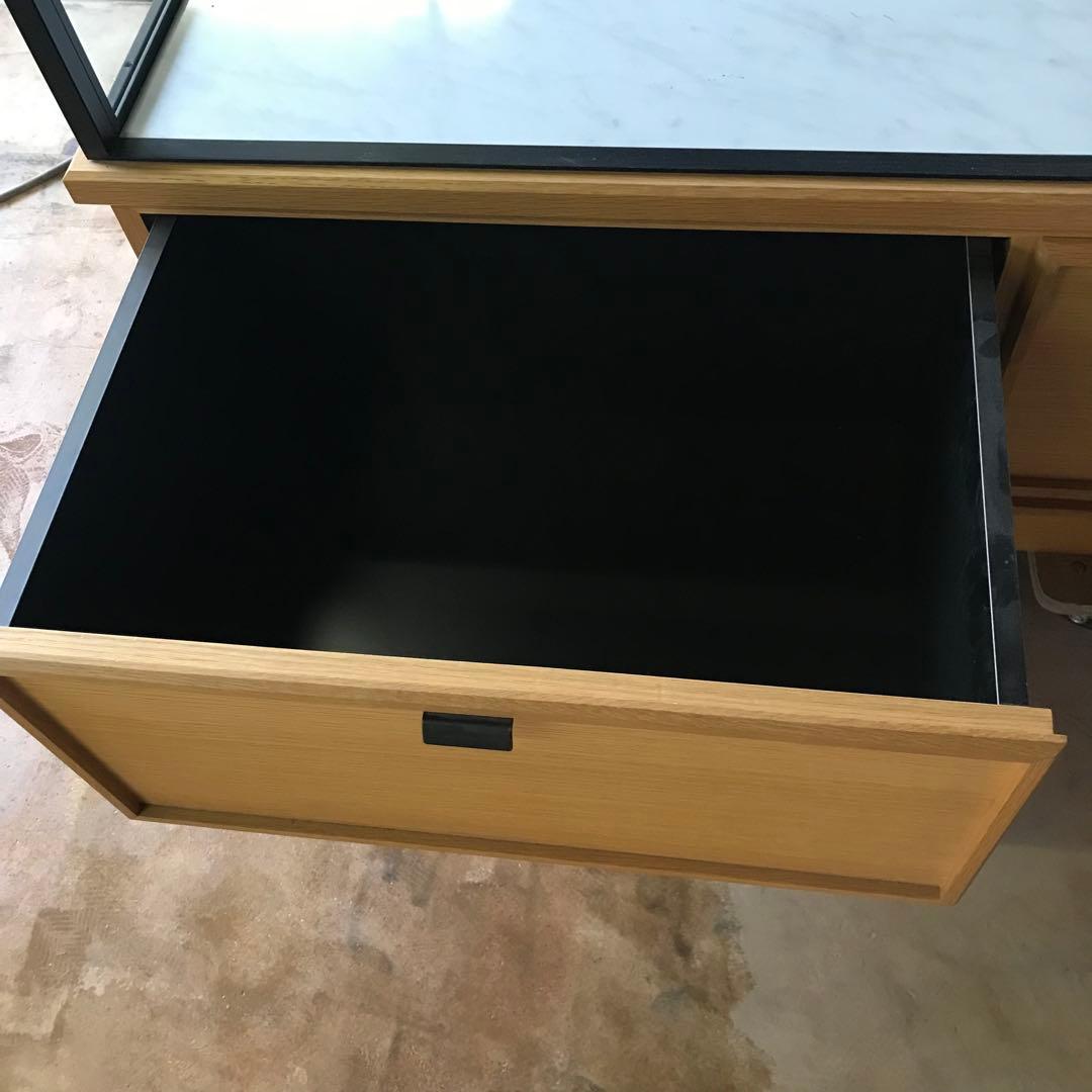 【引き取り/もしくは配達】オシャレ木目引き出し　店舗什器　棚　ディスプレイ