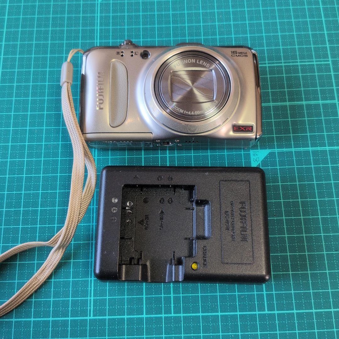 富士フイルム FinePix F600EXR