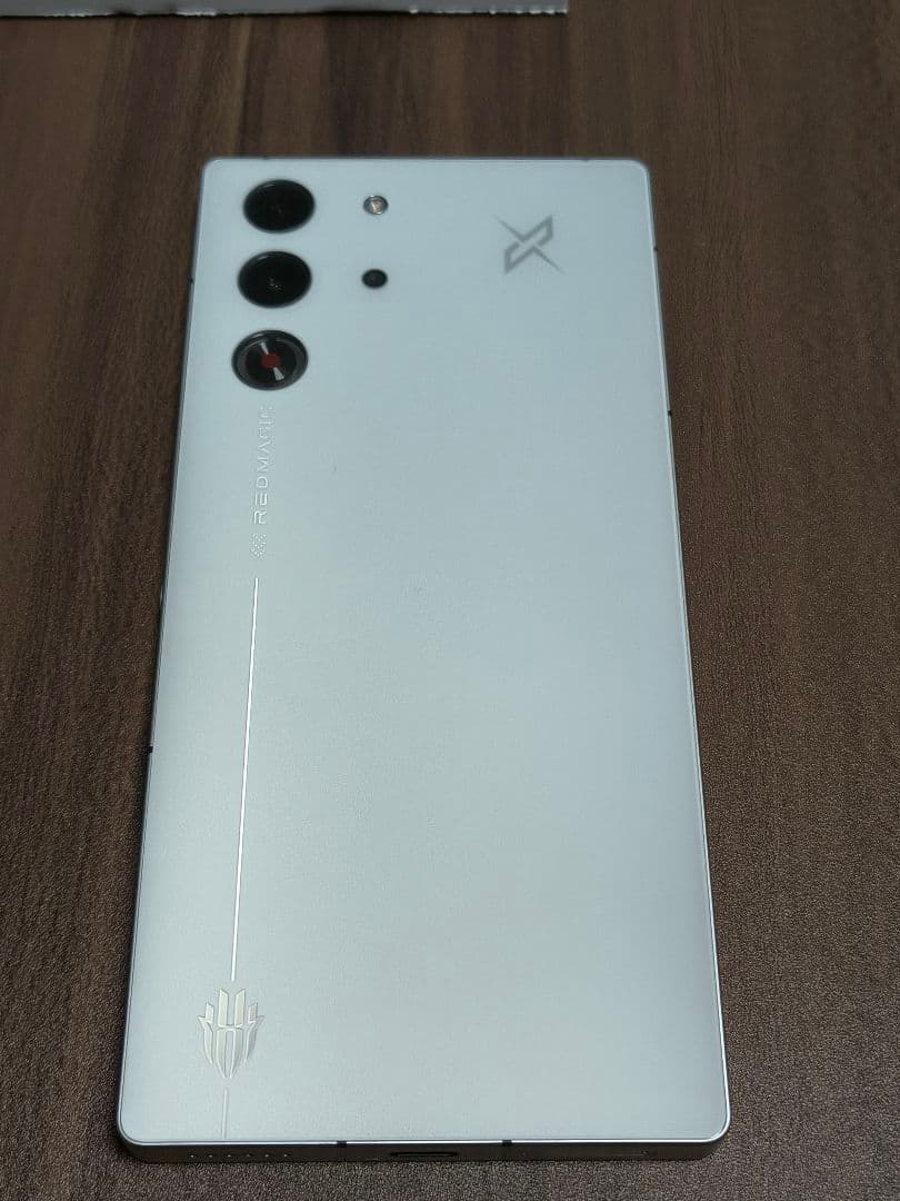 REDMAGIC 10 Pro　12GB+256GB (ホワイト)