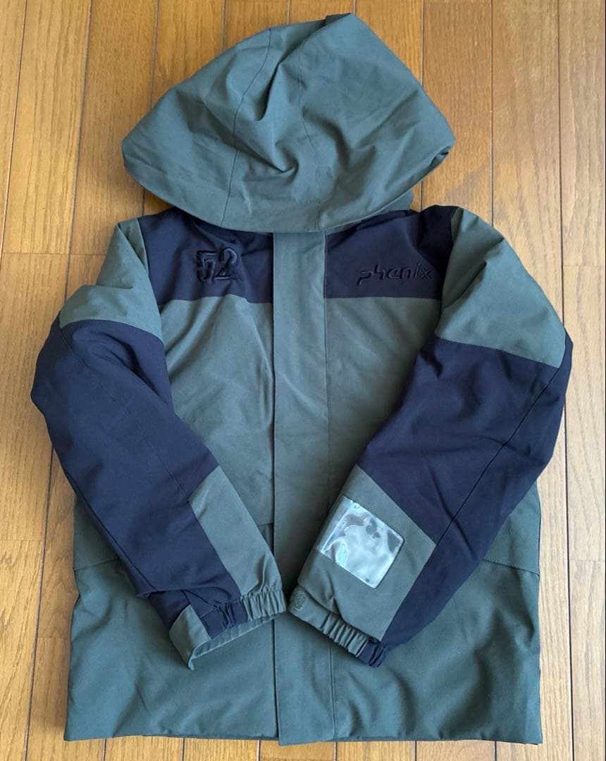 中古美品 phenix フェニックス スキーウェア上下 140㎝