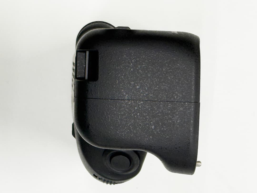 SONY α99 VG-C99AM バッテリーグリップ・純正バッテリー２個付属