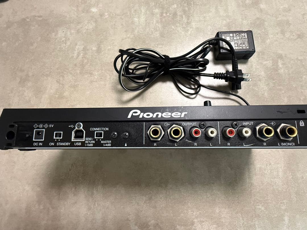 Pioneer RMX-1000 エフェクトコントローラー