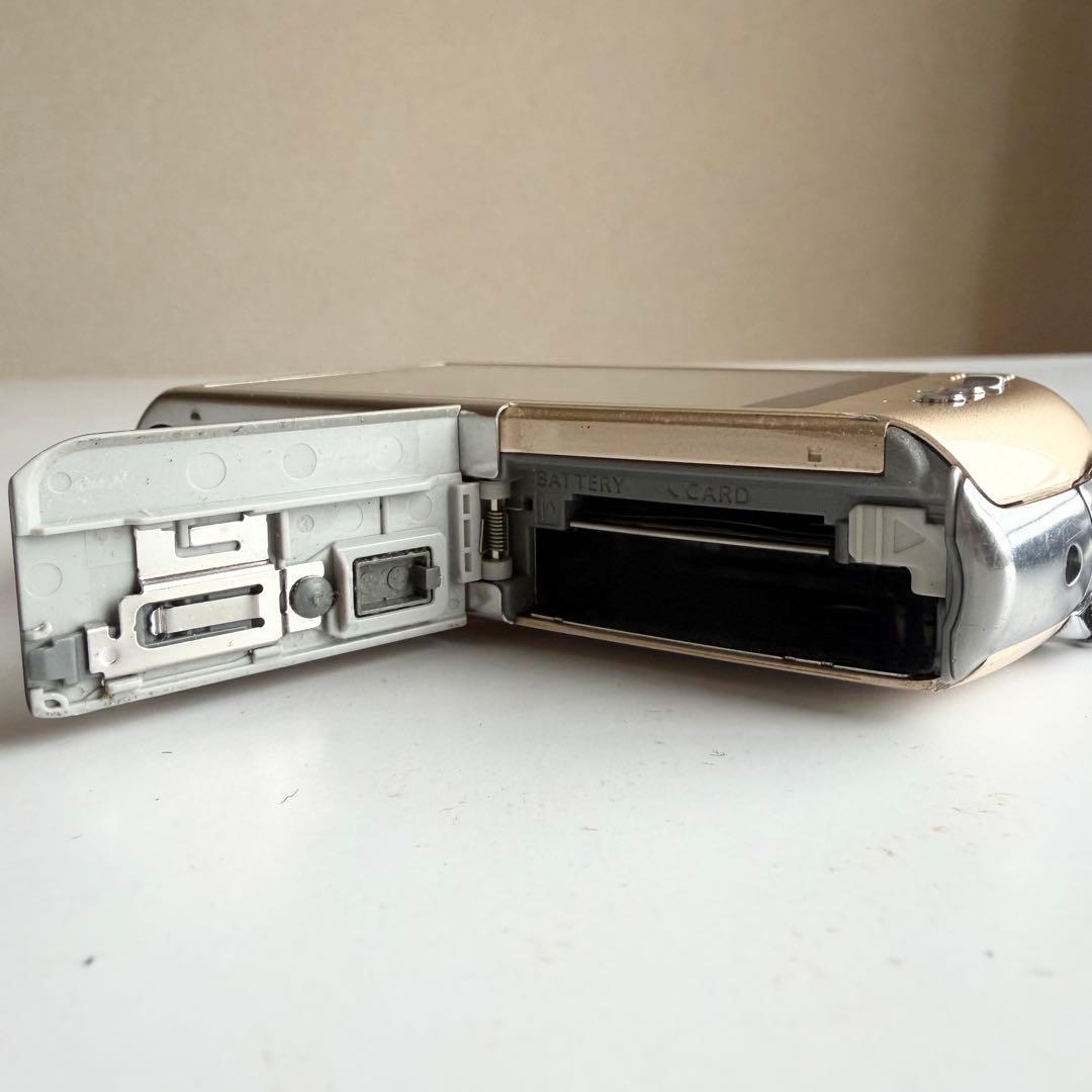 パナソニック LUMIX コンパクトデジタルカメラ DMC-FX70 ゴールド