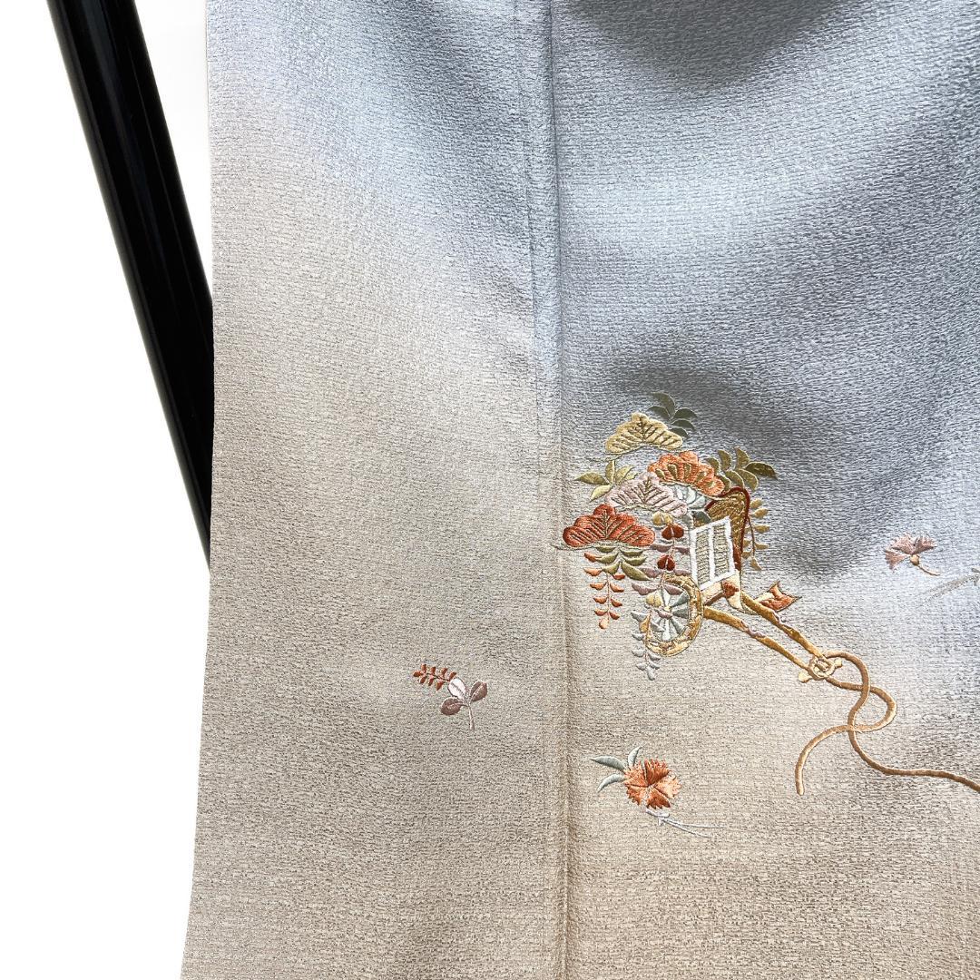 未着用　付け下げ　刺繍　御所車　松　竹　花　紋無し　着物　123b d ms