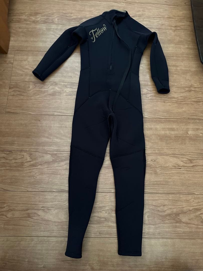 FELLOW フェロー　ウエット　フルスーツ　　　130 キッズ　ジュニア