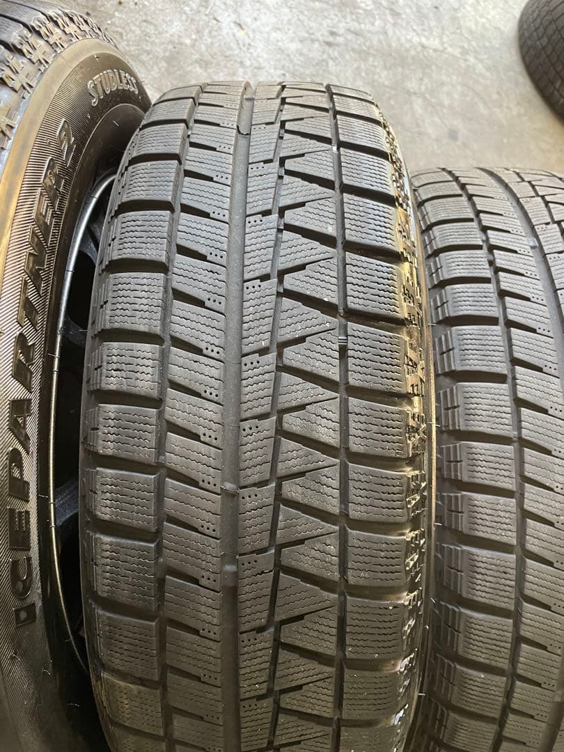 Richard Yatsu 様25.26.27セレナ用　195/65R15