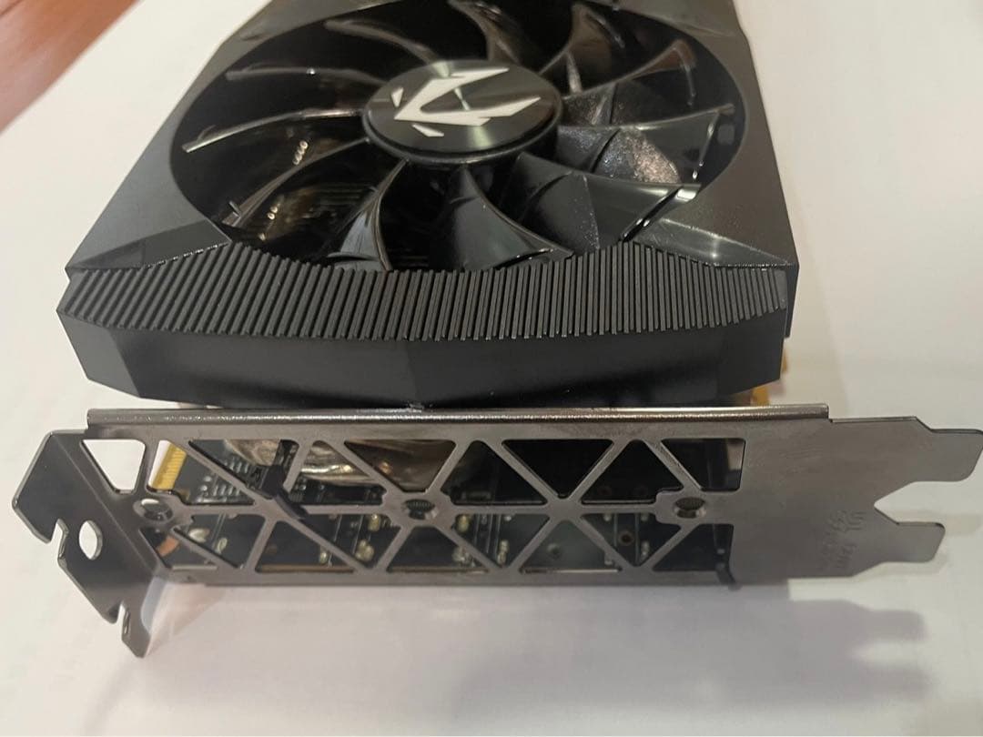 Nvidia Tesla P100 16GB改装版