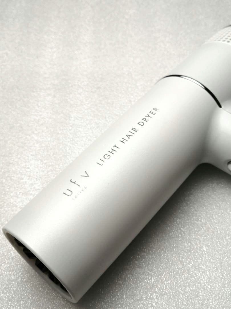 58 ufv LightHairDryer　ライトヘアードライヤー