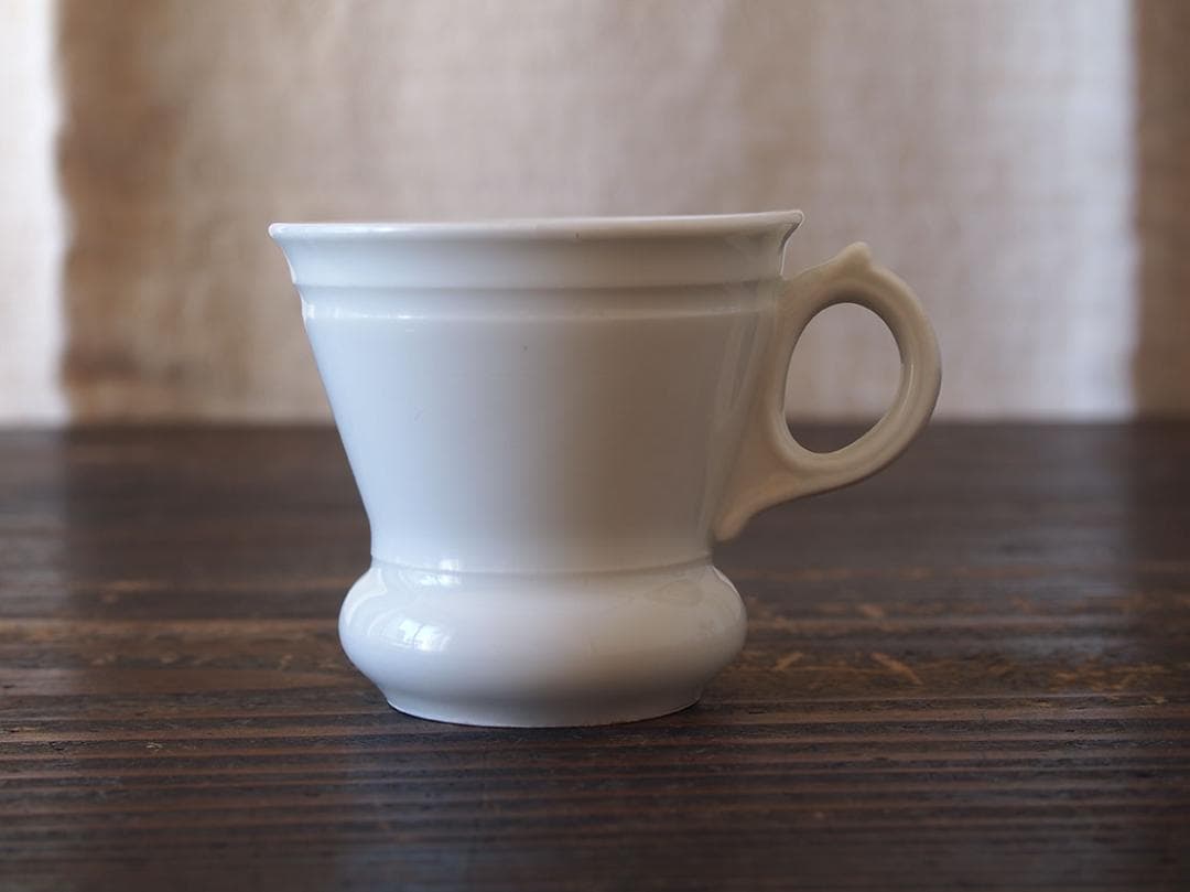 白いブリュロカップ 陶器 ビストロ 厚底カップ コーヒーカップ /K410