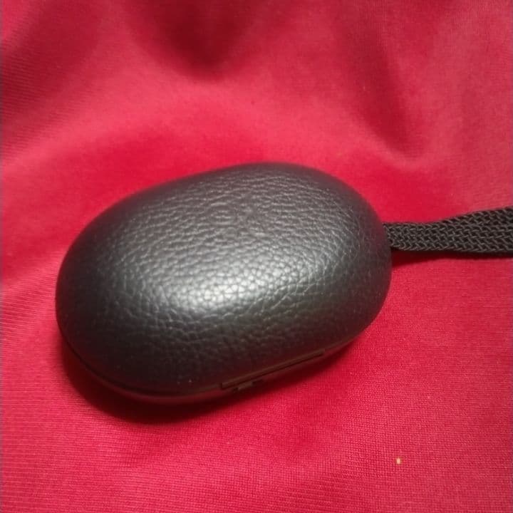 B&O PLAY BEOPLAY E8 #ビッーヒ