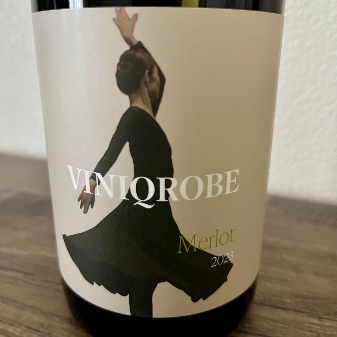 ♦ VINIQROBE メルロー 2023 ヴィニクローブ