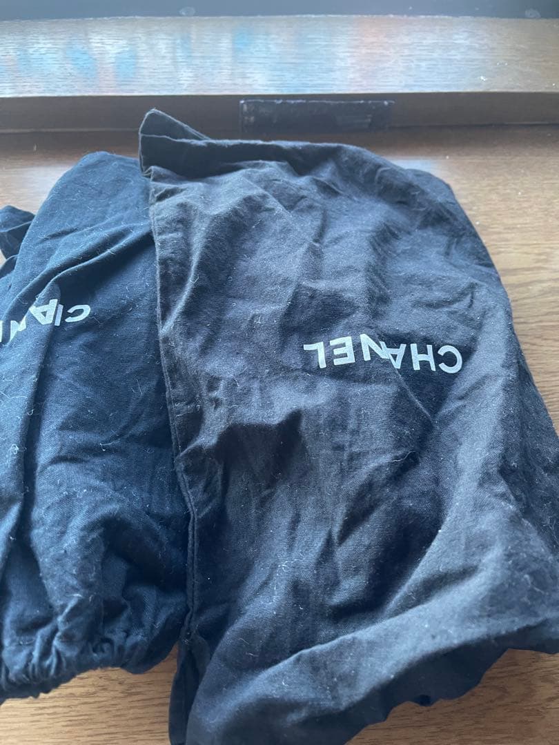 CHANEL ブラック ポインテッドトゥミュール 38.5C