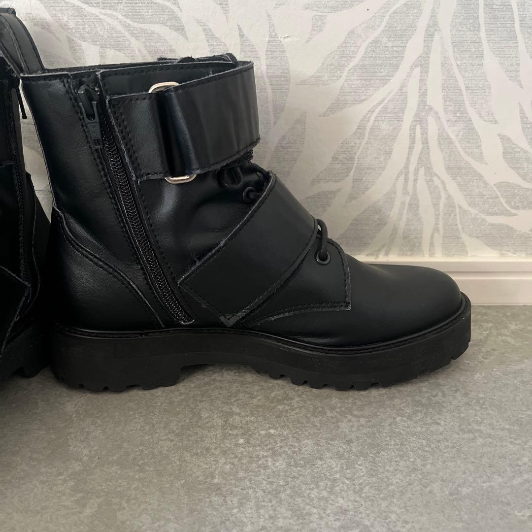 値下げ美品　zucca レザー　ブーツ